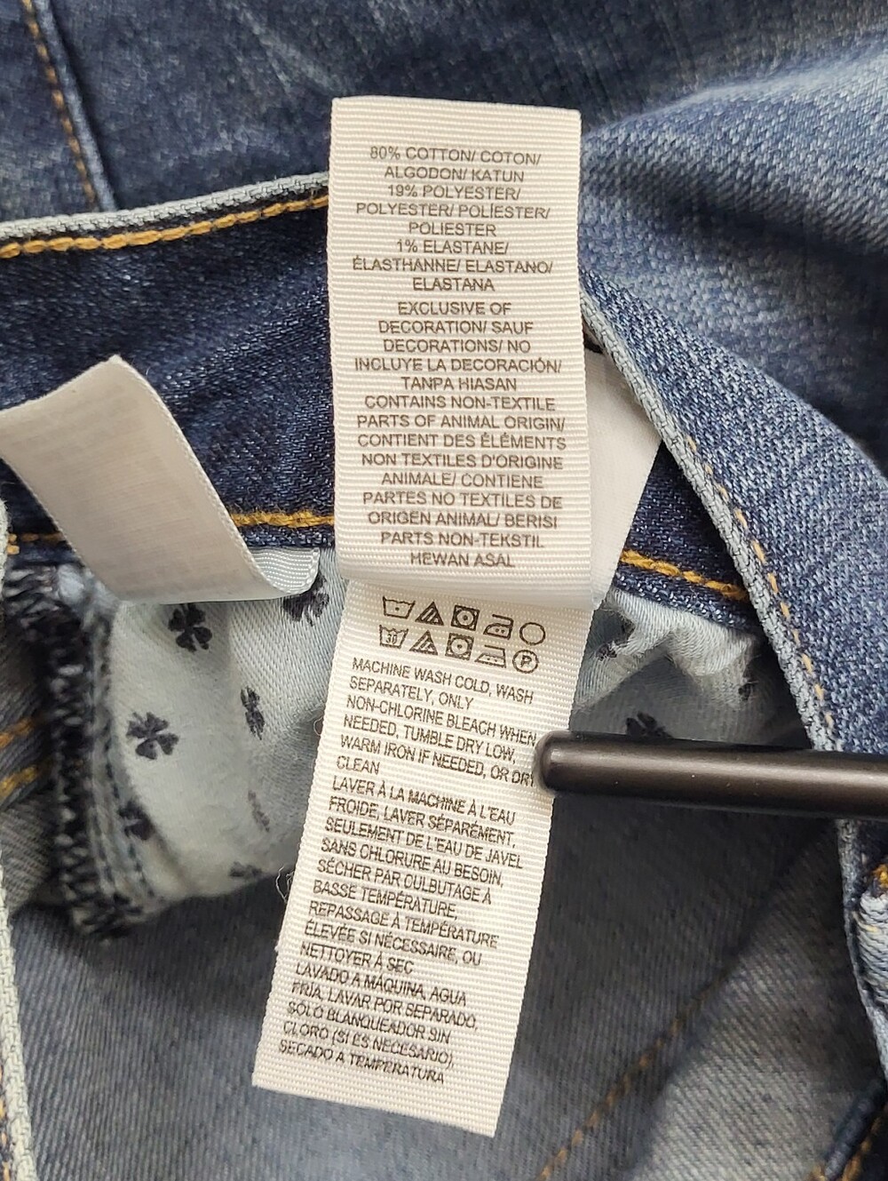 Lucky‎ Brand Men's 410 Athletic Fit Straight Leg Med Wash Blue Jeans Size 33/32 - Picture 9 of 10